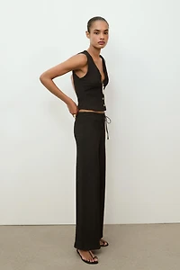 TEXTURED STRAIGHT LEG PANTS