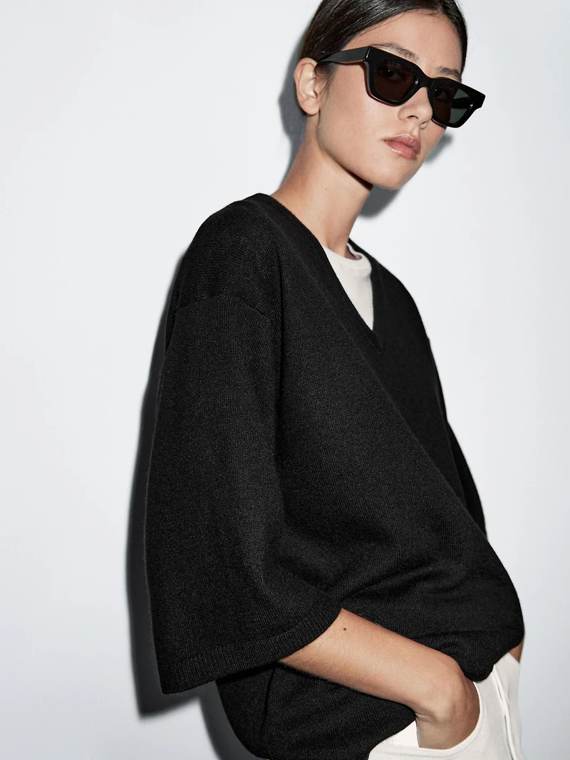 Wool blend V-neck sweater