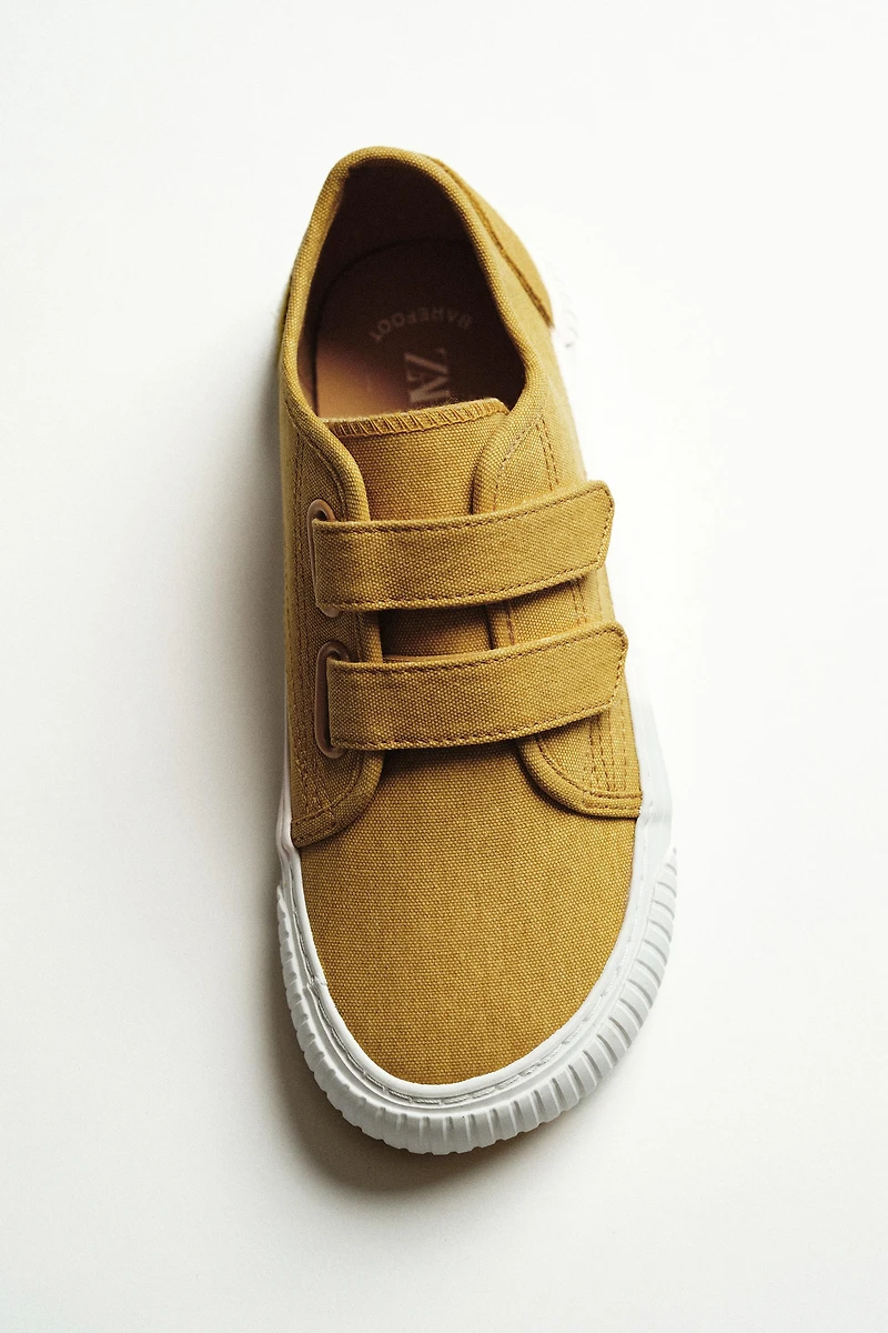 BAREFOOT SNEAKERS