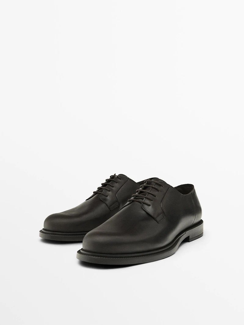 Leather derby shoes