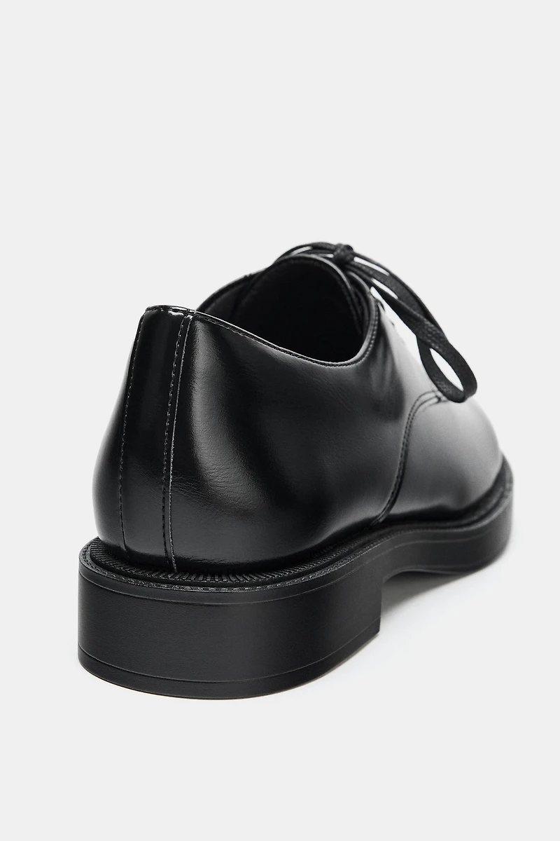 LACE-UP DERBY SHOES