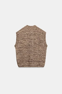CHUNKY KNIT VEST