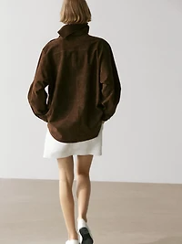 Chemisier col montant cuir daim