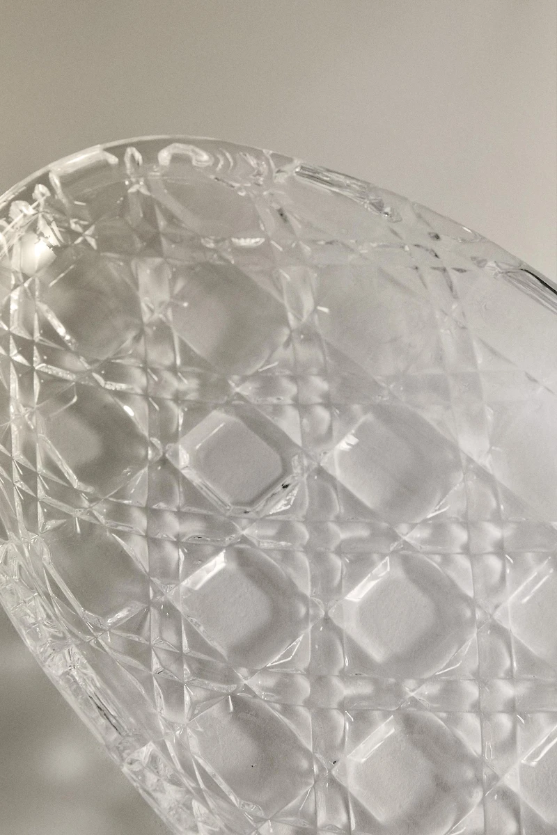PLAT OVALE VERRE RELIEF
