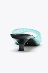 RUBBERIZED EFFECT KITTEN HEEL MULES