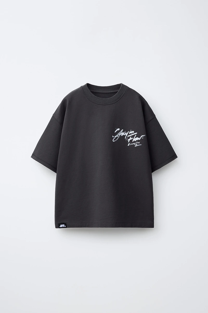 T-SHIRT MOLLETON IMPRIMÉ GRAFFITI