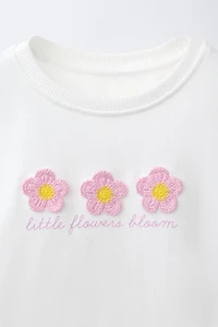 HAUT À FLEURS EN MAILLE CROCHET