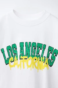 T-SHIRT VARSITY GRAFFITI
