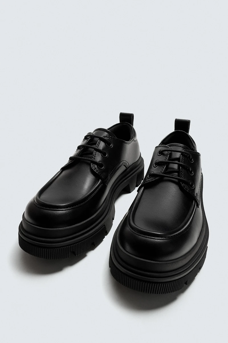 CHUNKY MOC TOE SHOES