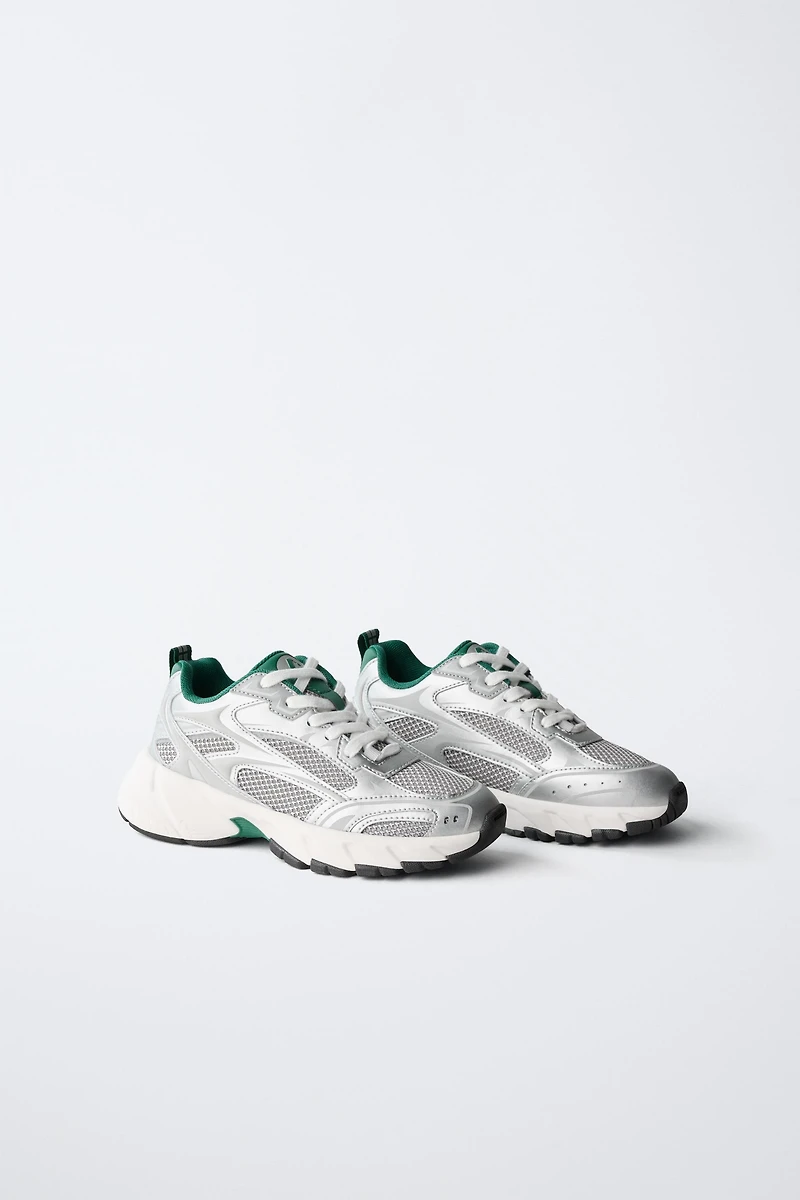 MESH SNEAKERS