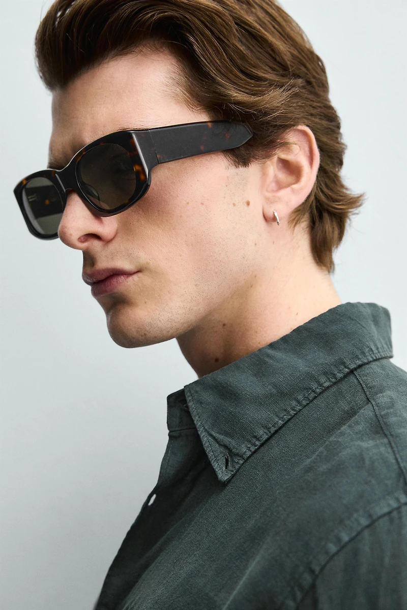 REGULAR FIT 100% LINEN SHIRT
