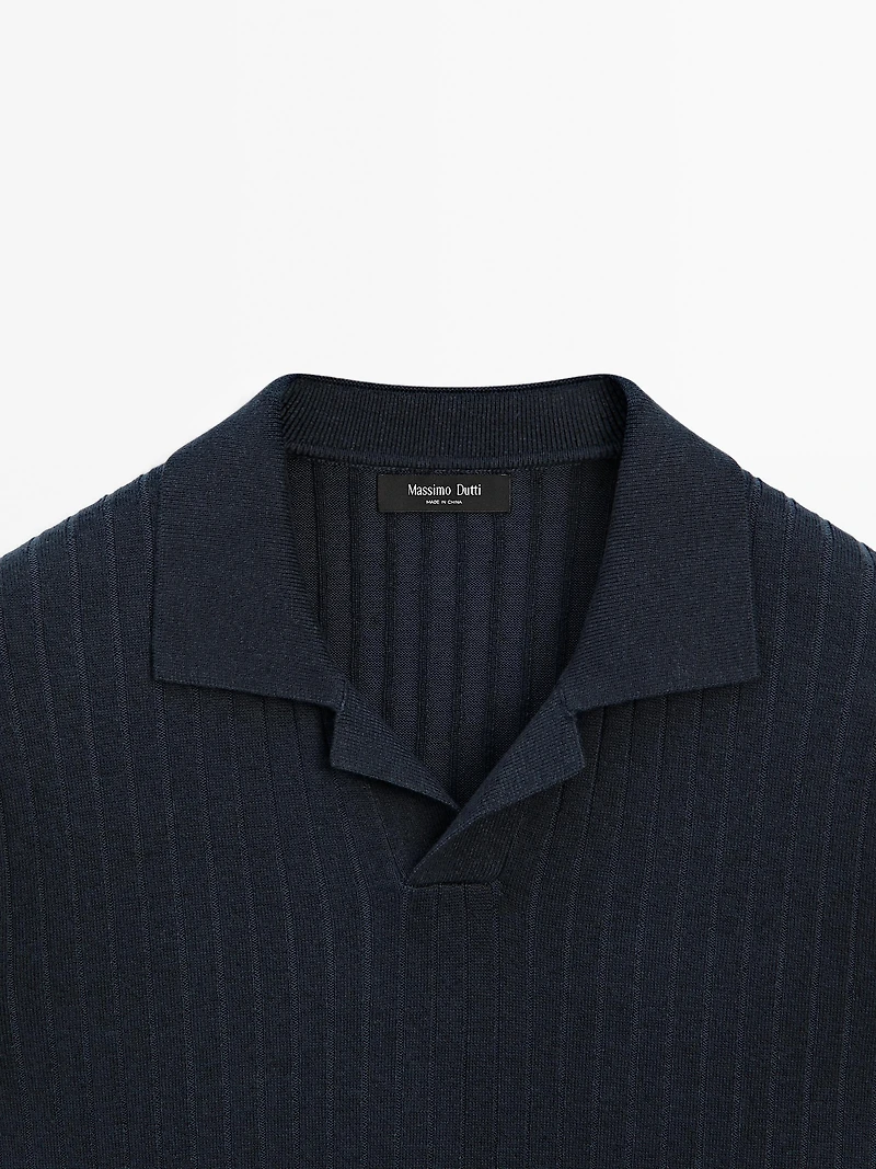 Ribbed knit short sleeve polo shirt