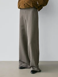 Wide-leg trousers with striped details