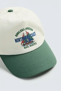 CONTRASTING FLAT VISOR CAP