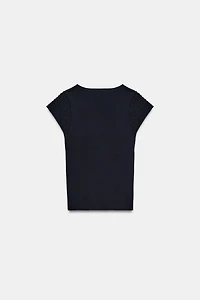 COMBINATION SLEEVE KNIT TOP