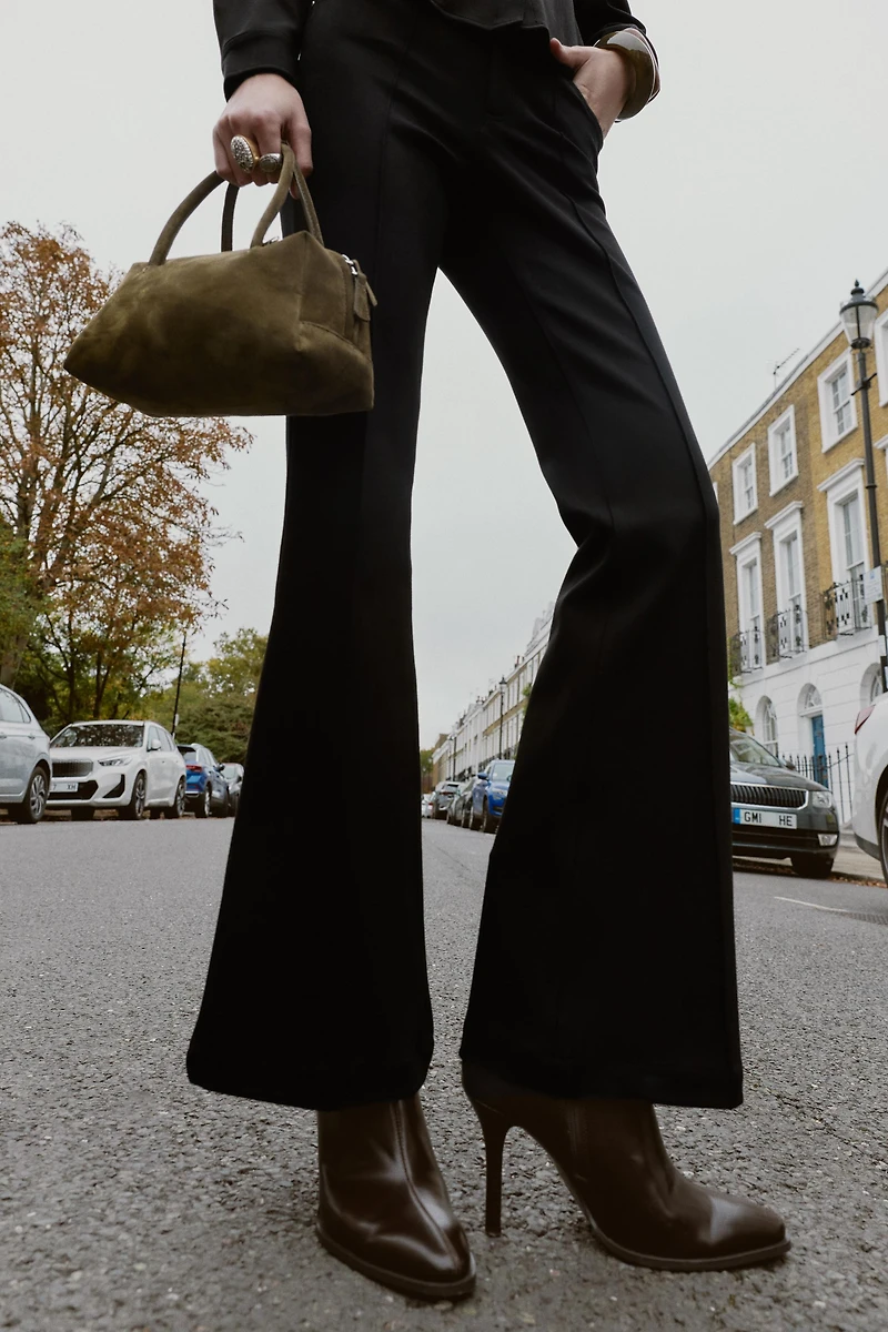 LOW-RISE FLARE PANTS