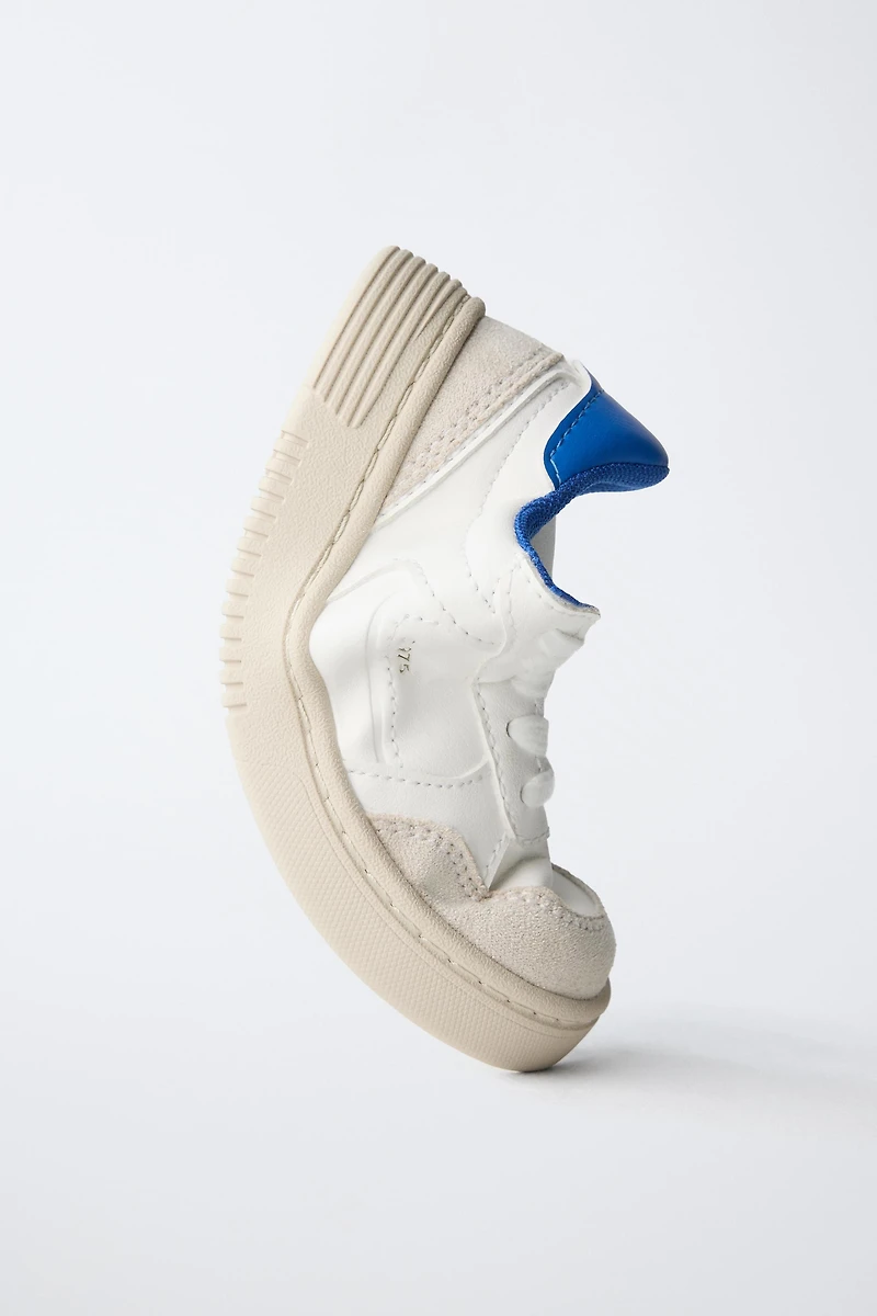 CONTRASTING SNEAKERS
