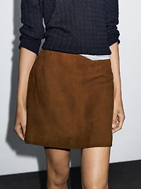 Suede nappa leather mini skirt with topstitching