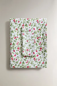 STRAWBERRY RESIN-COATED COTTON TABLECLOTH