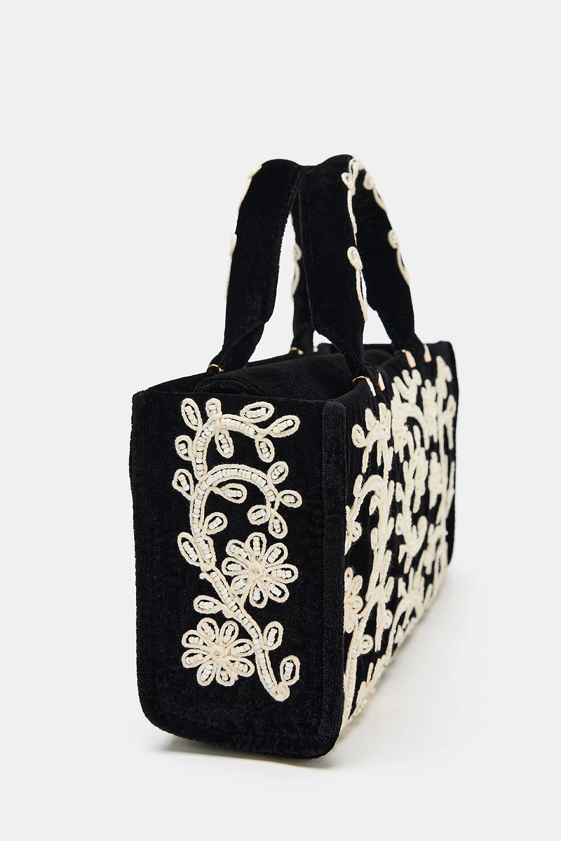 EMBROIDERED CITY BAG