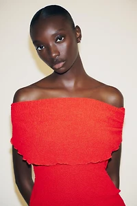MULTI-POSITION LAYERED TEXTURED TOP