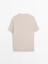 Textured knit short sleeve T-shirt