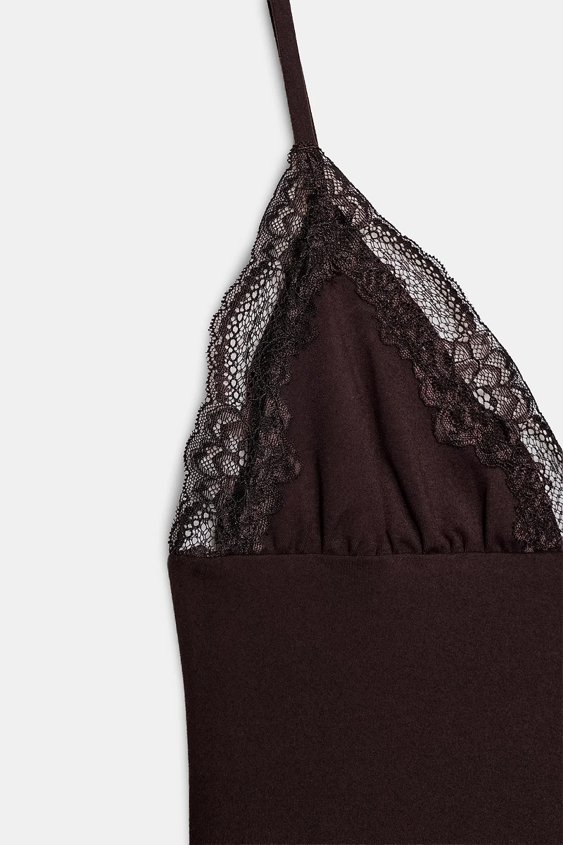 ROBE MINI À BRETELLES ET DENTELLE