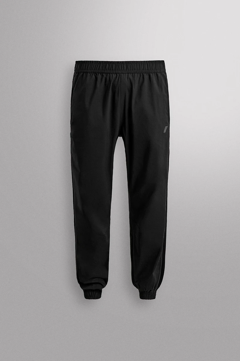 TECHNICAL JOGGING PANTS