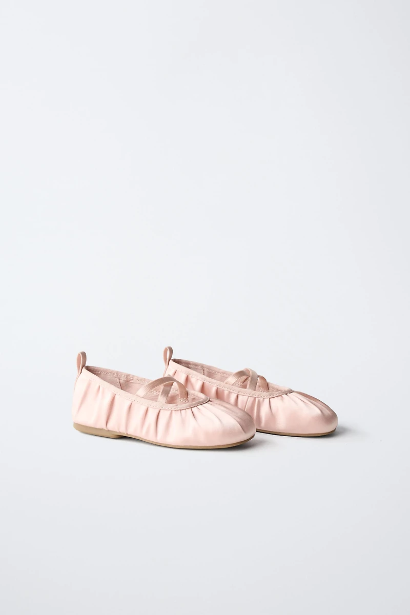 BALLERINES DÉTAIL