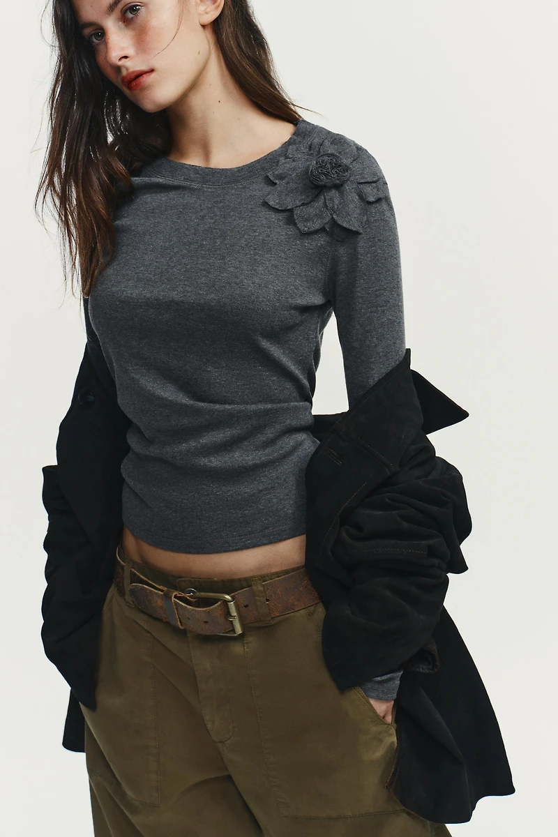 FRONT FLORAL T-SHIRT