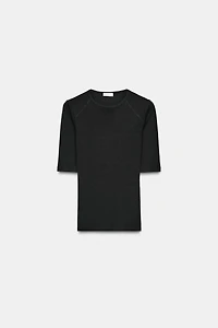 RIBBED T-SHIRT
