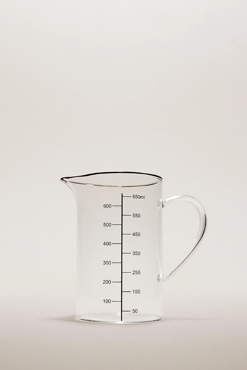 BOROSILICATE GLASS MEASURING PITCHER