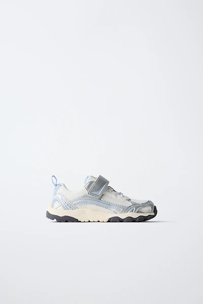 BAREFOOT SNEAKERS