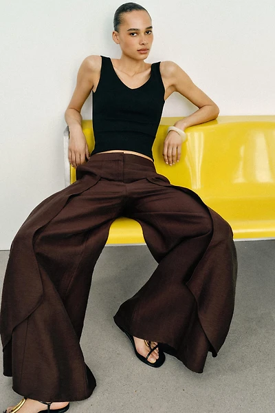 OFF-THE-SHOULDER T-SHIRT