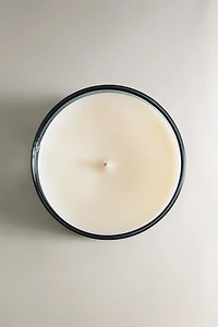 (180 G) ÉCLAT DE LYS SCENTED CANDLE