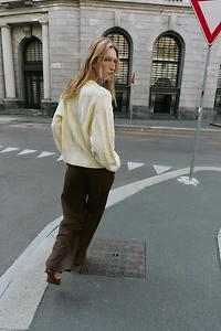 SOFT CABLE KNIT JUMPER