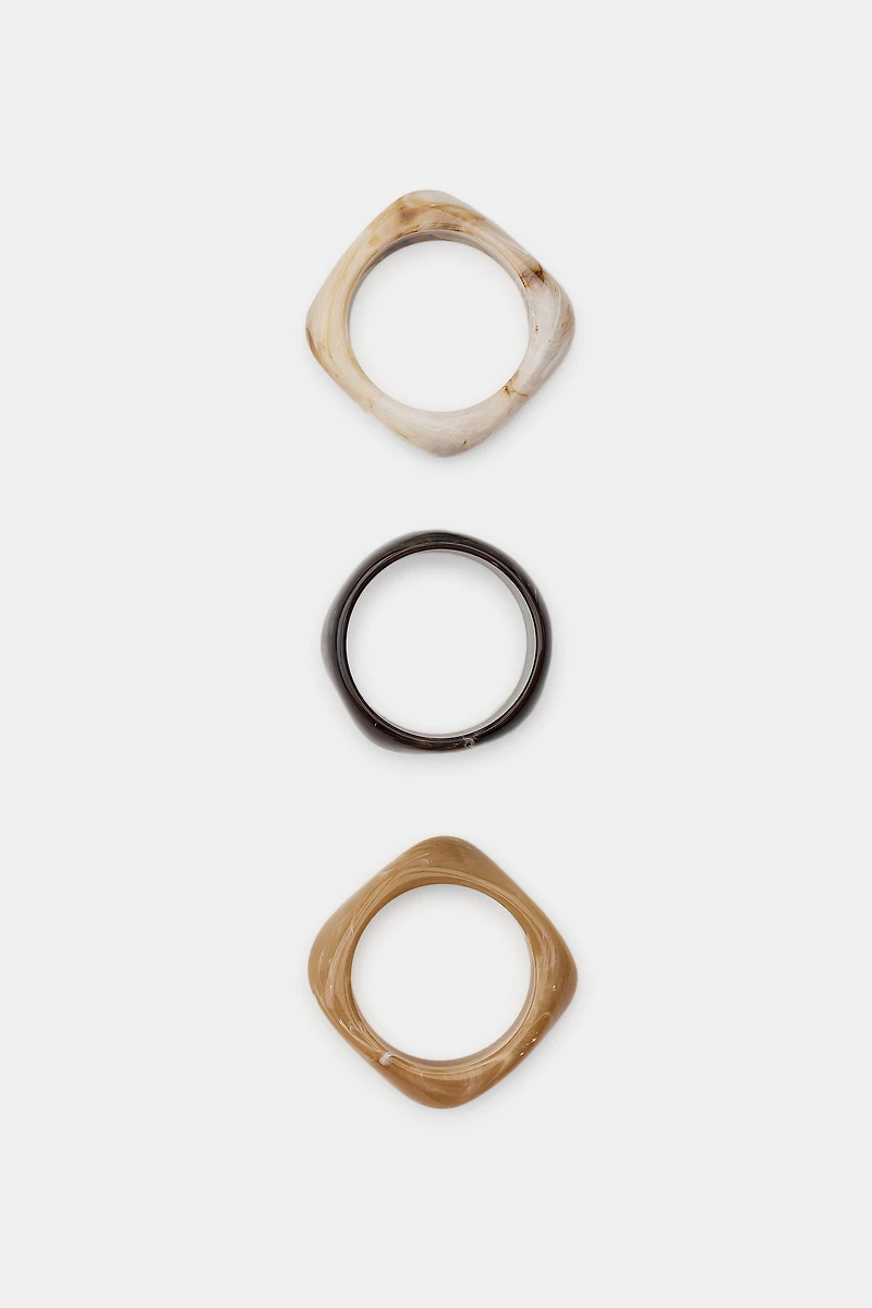 THREE-PACK OF RIGID BRACELETS