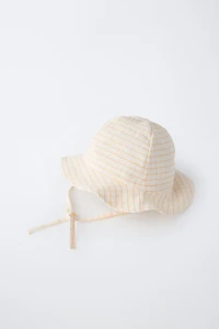BONNET À CARREAUX