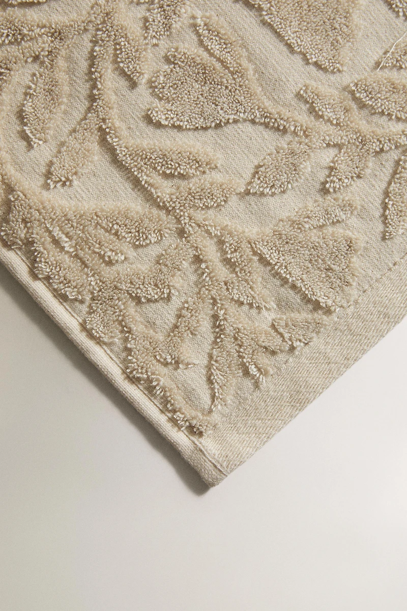 EMBROIDERED BORDER BATH TOWEL