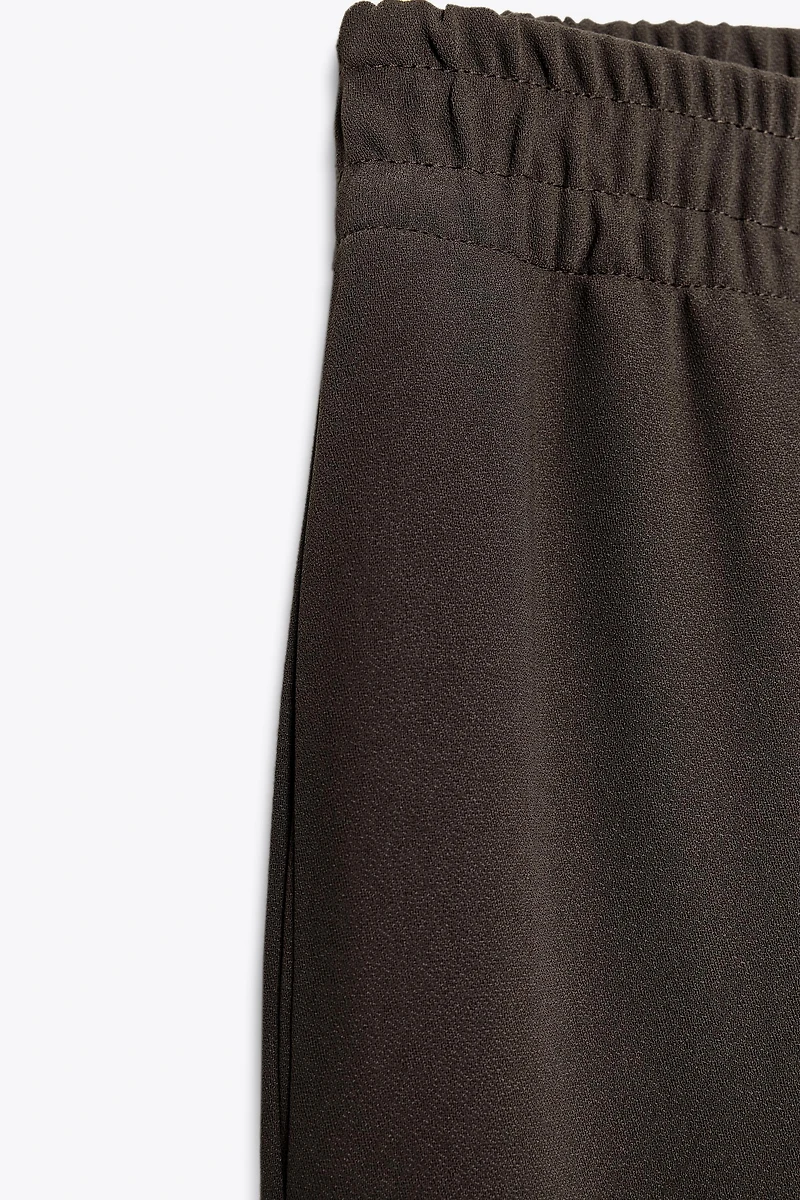 PANTALON À JAMBES LARGES