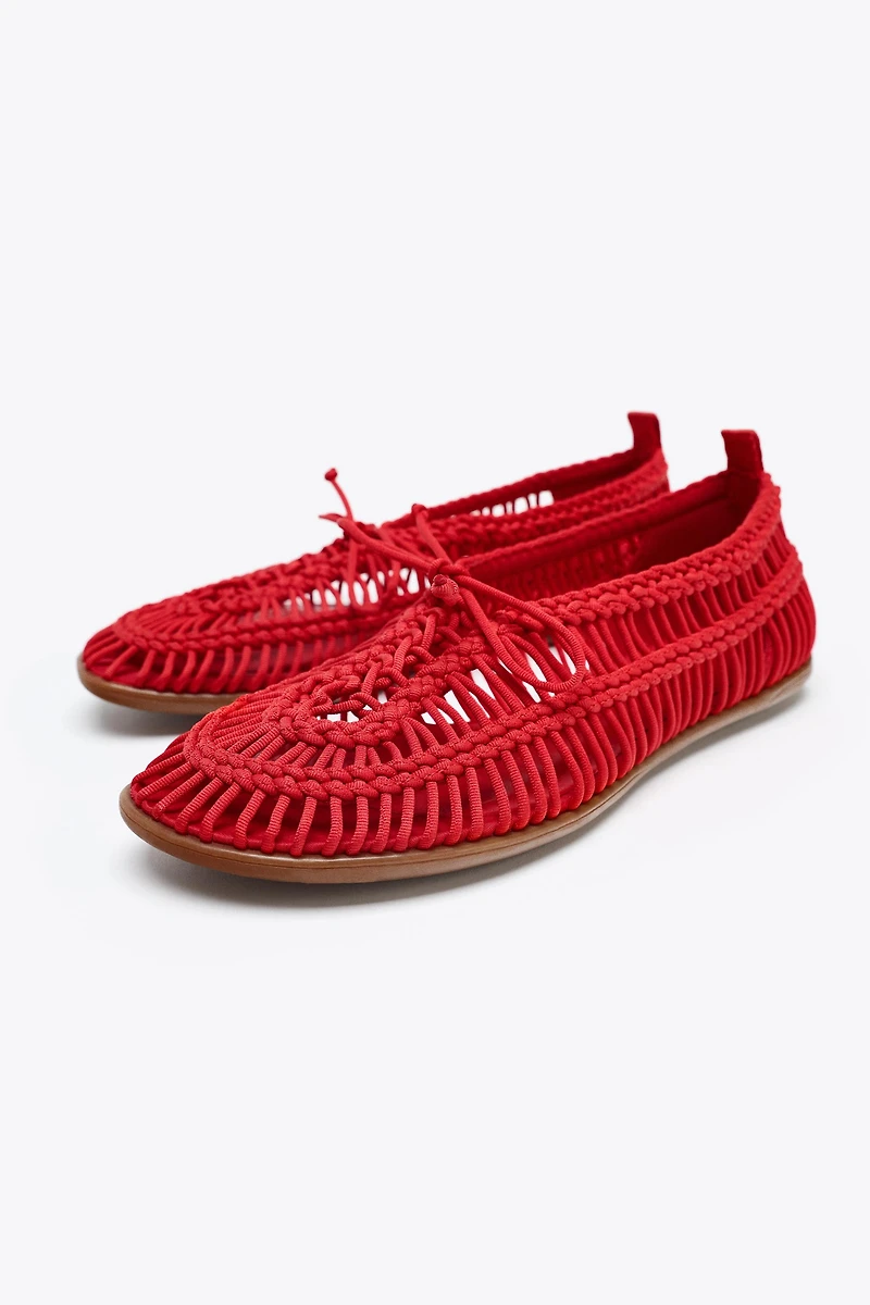 BRAIDED SHOES WITH LACES