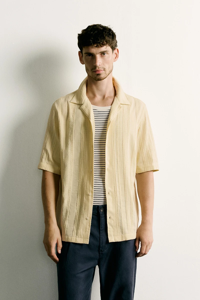 REGULAR FIT STRIPED JACQUARD SHIRT