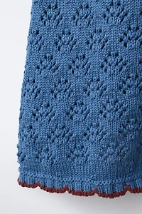 ROBE EN MAILLE À FLEURS BRODÉES