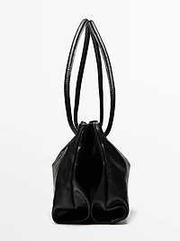 Small nappa leather bag with compartments