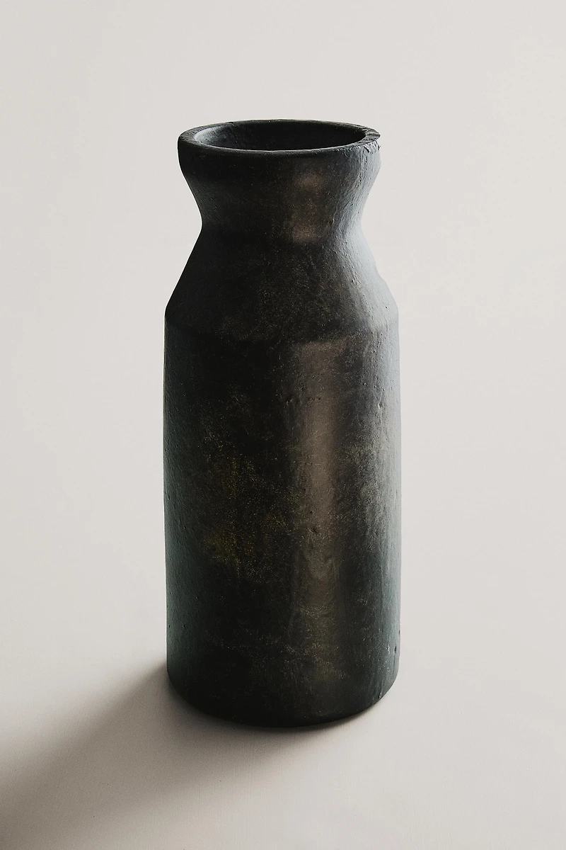 CYLINDRICAL CERAMIC VASE