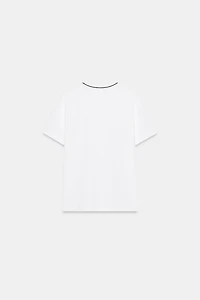 T-SHIRT FERMOIR LISERÉS