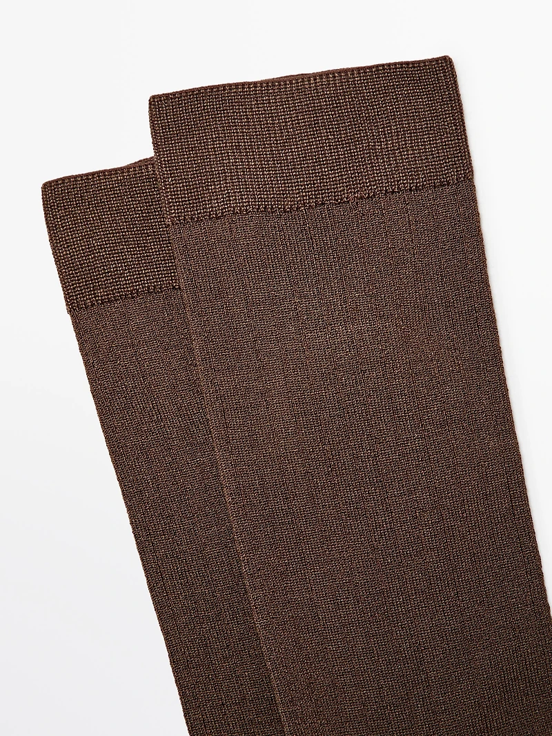 Ribbed silk blend socks