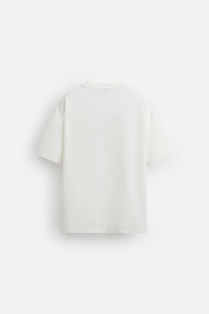 CONTRAST EMBROIDERY SHIRT