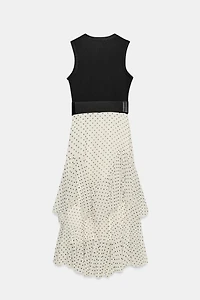 ROBE BIMATIÈRE À POIS AVEC VOLANTS ET CEINTURE
