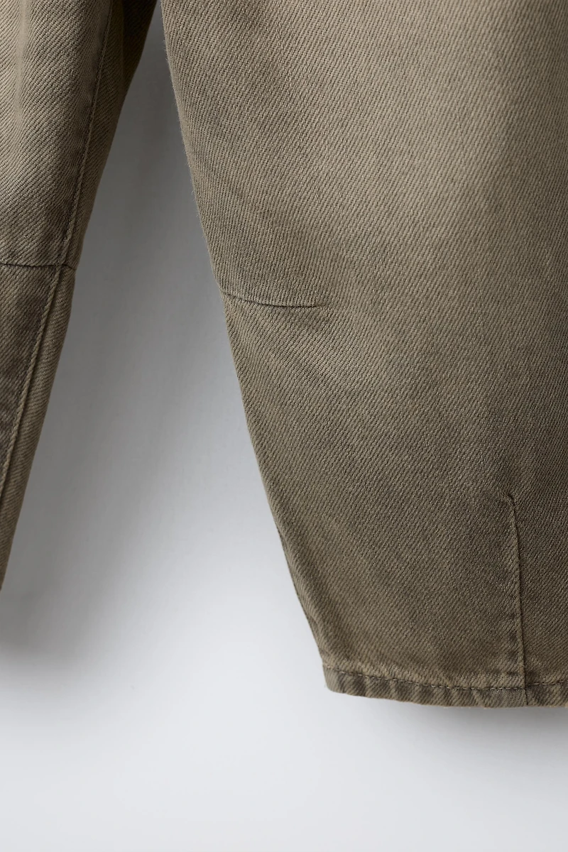 WASHED EFFECT BALLOON JEANS